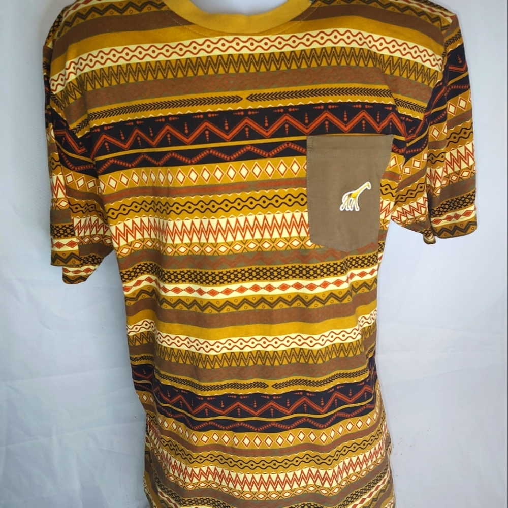 LNG tribal print pocket tee shirt men's size large